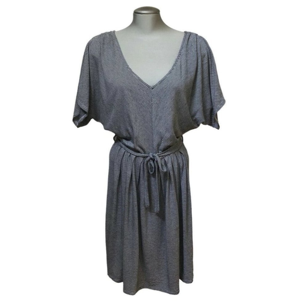 Madigan Dress Mini Striped V-Front Back Tie Belt Black White